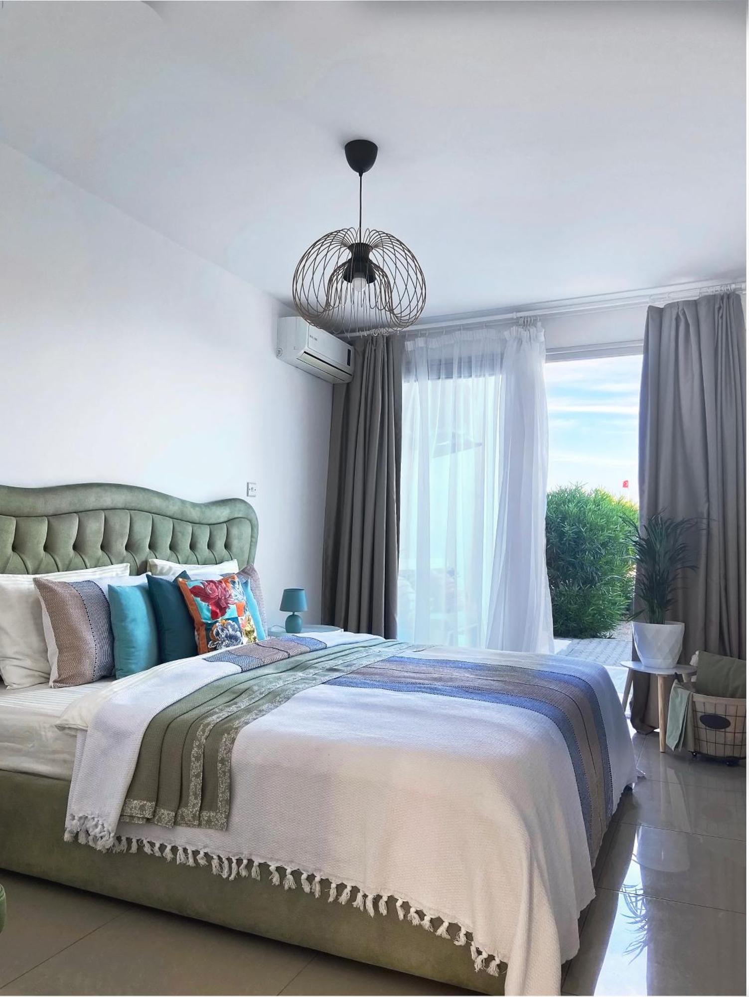 Spacious Three-Bedroom Apartment With Sea View A4 Lapithos  Exterior photo